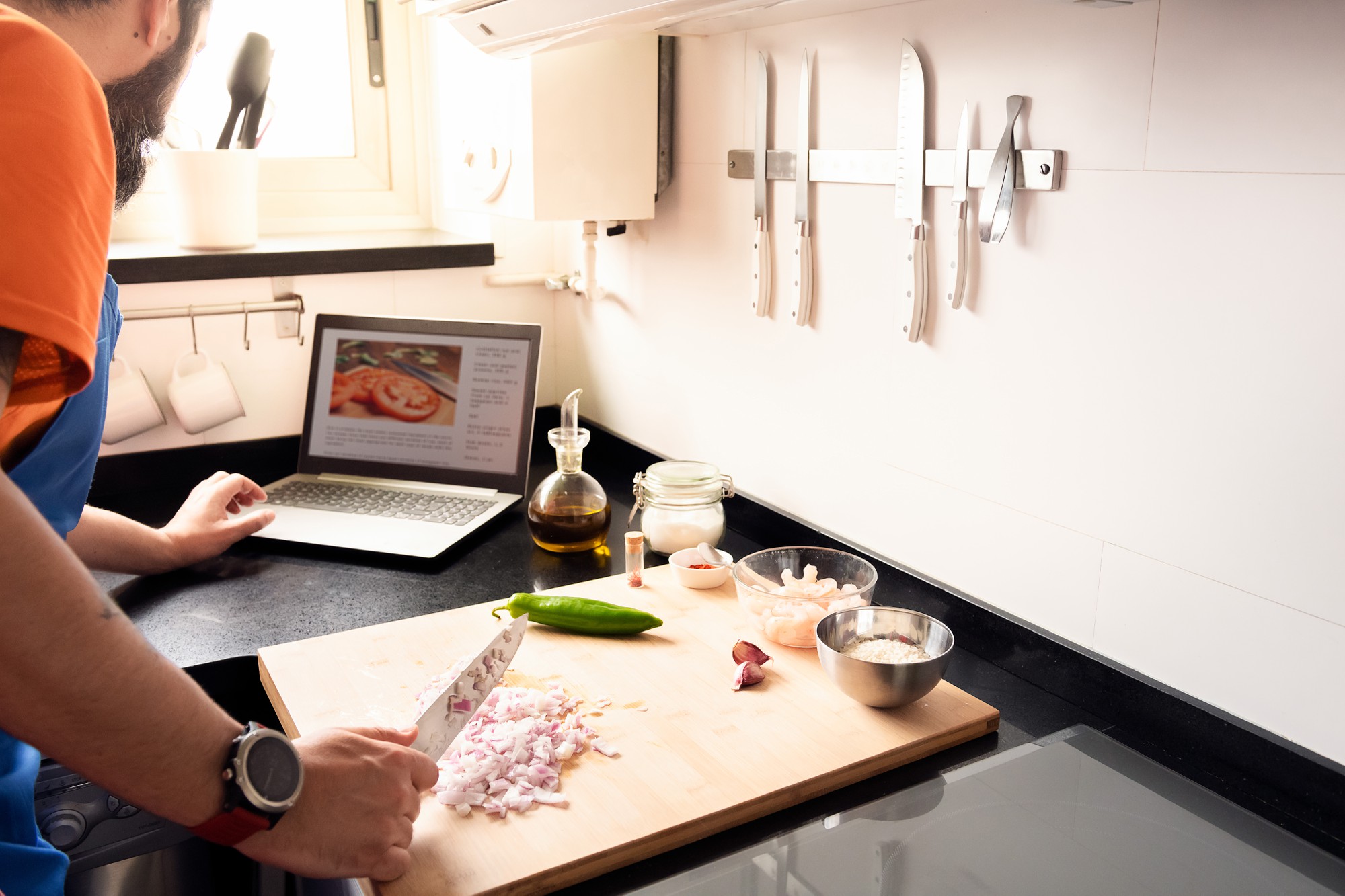 Interno di uno studio didattico-cucina